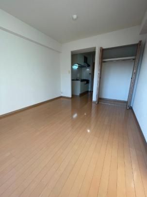 �y���̑��z�@���r���O