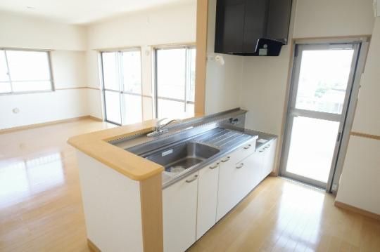 �y���̑��z�@�L�b�`��