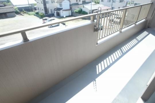 �y���̑��z�@�o���R�j�[