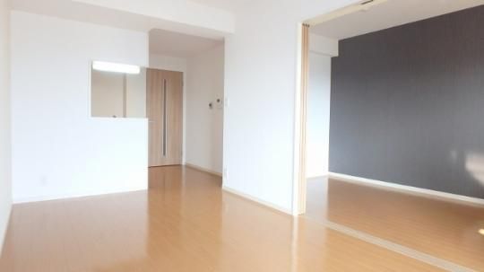 �y���̑��z�@���r���O