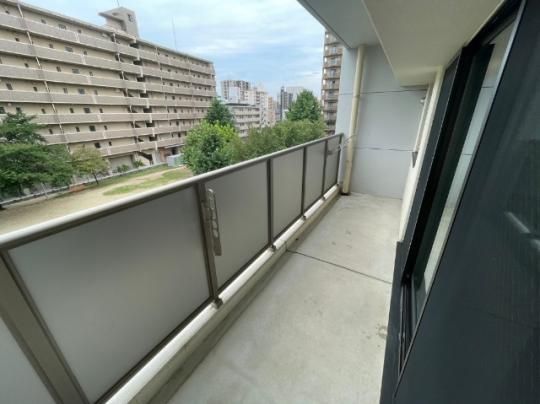 �y���̑��z�@�o���R�j�[