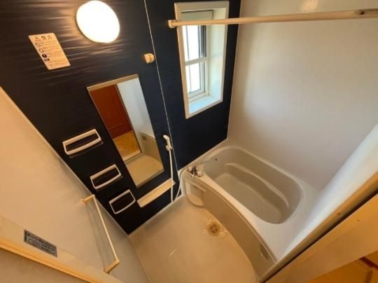 �y���̑��z�@�o�X�^�V�����[