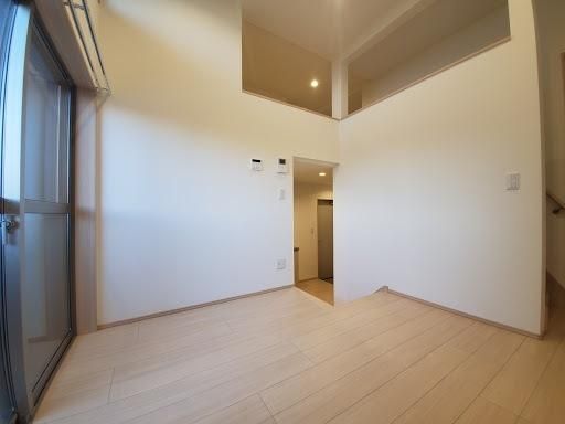 �y���̑��z�@���r���O