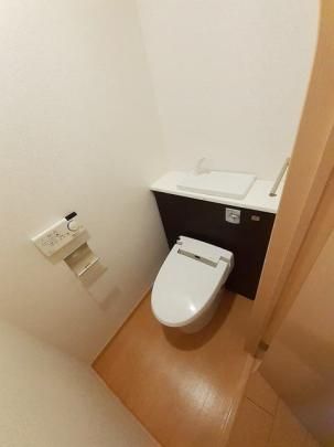 �y���̑��z�@�g�C��