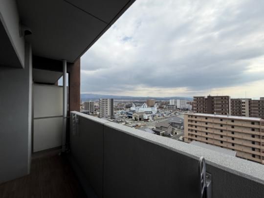 �y���̑��z�@�o���R�j�[