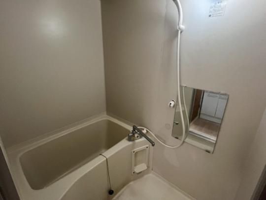 �y���̑��z�@�o�X�^�V�����[