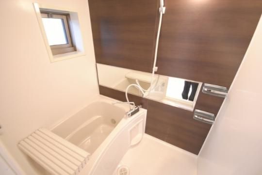 �y���̑��z�@�o�X�^�V�����[