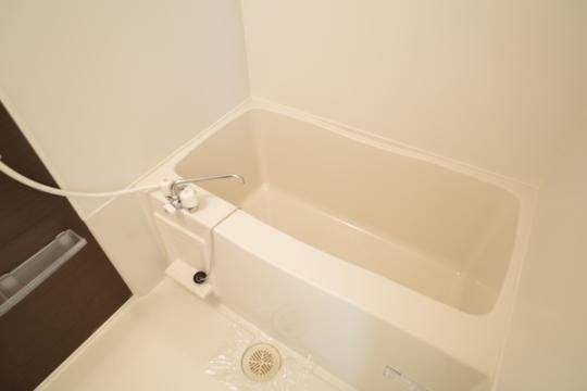 �y���̑��z�@�o�X�^�V�����[