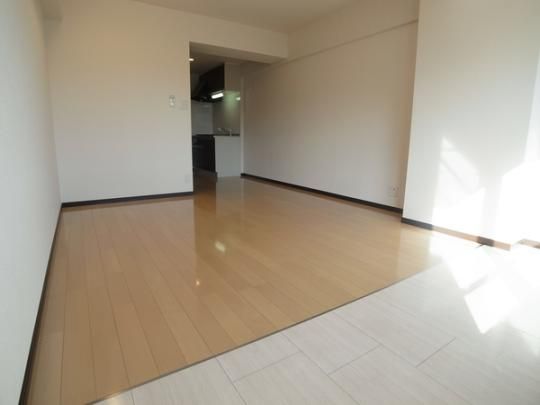 �y���̑��z�@���^���f��