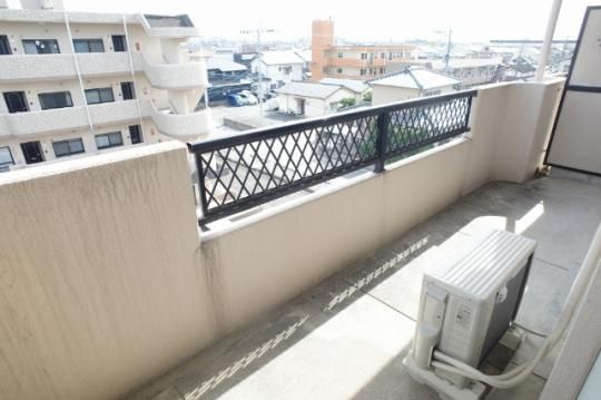 �y���̑��z�@�o���R�j�[