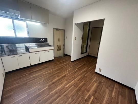 �y���̑��z�@���r���O