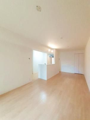 �y���̑��z�@���r���O