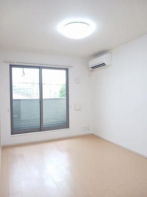 �y���̑��z�@���r���O