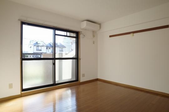 �y���̑��z�@���r���O