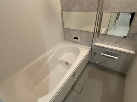 �y���̑��z�@�o�X�^�V�����[