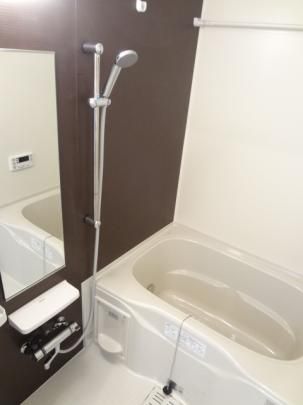 �y���̑��z�@�o�X�^�V�����[