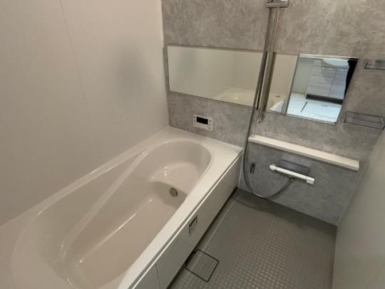 �y���̑��z�@�o�X�^�V�����[