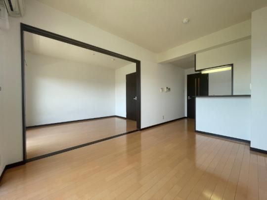 �y���̑��z�@���r���O