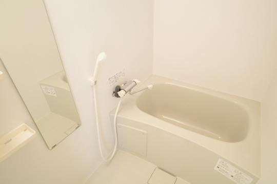 �y���̑��z�@�o�X�^�V�����[