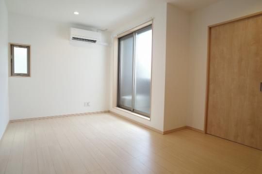 �y���̑��z�@���r���O