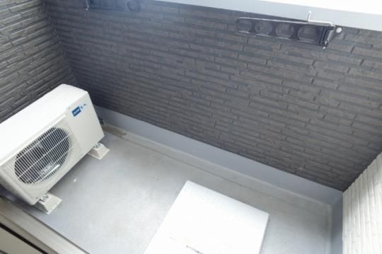 �y���̑��z�@�o���R�j�[