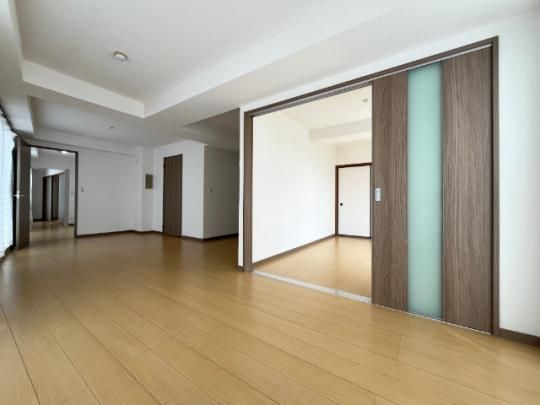 �y���̑��z�@���r���O