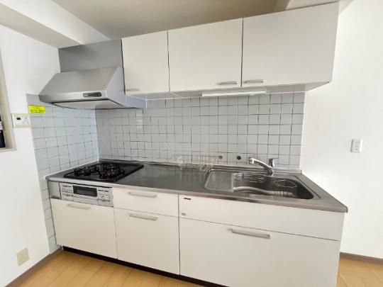 �y���̑��z�@�L�b�`��