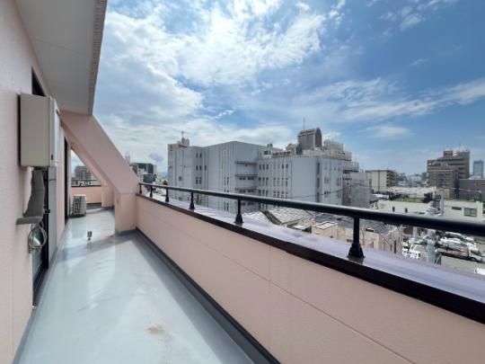 �y���̑��z�@�o���R�j�[