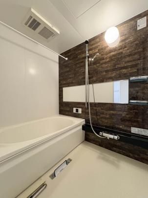 �y���̑��z�@�o�X�^�V�����[