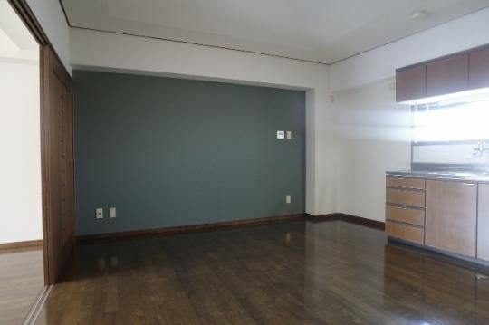 �y���̑��z�@���r���O