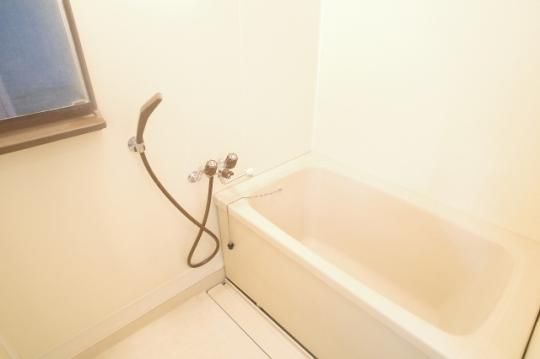 �y���̑��z�@�o�X�^�V�����[