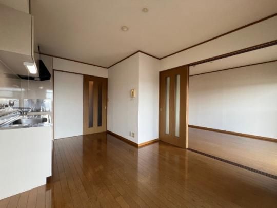 �y���̑��z�@���r���O