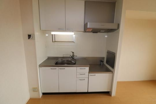 �y���̑��z�@302�@�L�b�`��