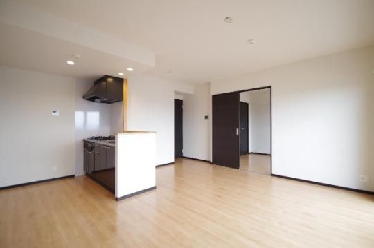 �y���̑��z�@���r���O