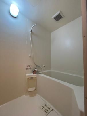 �y���̑��z�@�o�X�^�V�����[