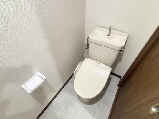 �y���̑��z�@�g�C��