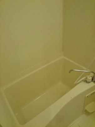 �y���̑��z�@�o�X�^�V�����[