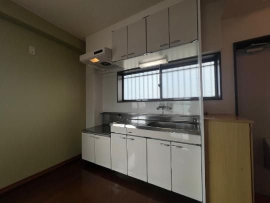 �y���̑��z�@�L�b�`��