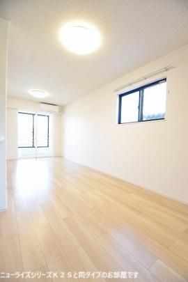 �y���̑��z�@���r���O