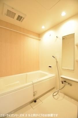 �y���̑��z�@�o�X�^�V�����[