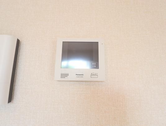 �y���̑��z�@B102�@TV�C���^�[�z��