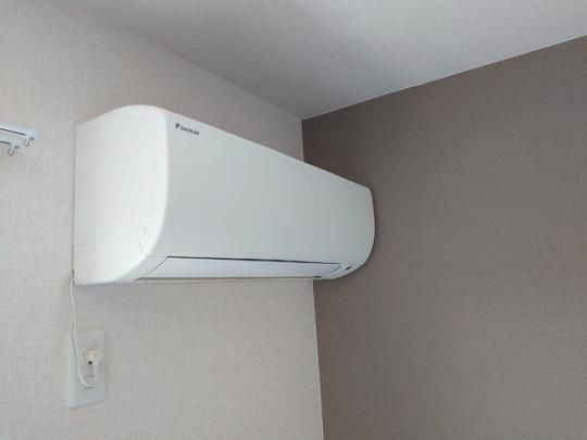 �y���̑��z�@202�@�G�A�R��