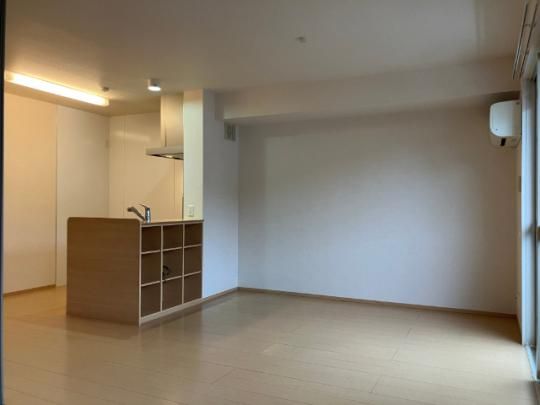 �y���̑��z�@���r���O