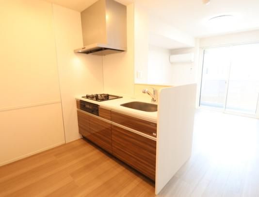 �y���̑��z�@202�@�L�b�`��