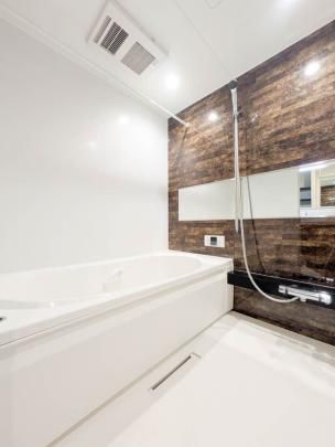 �y���̑��z�@�o�X�^�V�����[