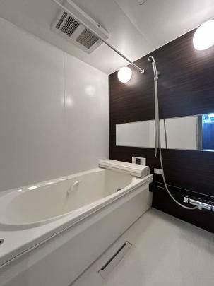 �y���̑��z�@�o�X�^�V�����[