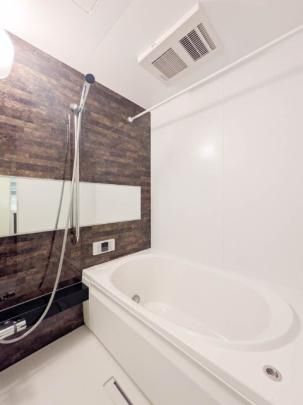 �y���̑��z�@�o�X�^�V�����[