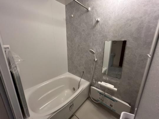 �y���̑��z�@�o�X�^�V�����[