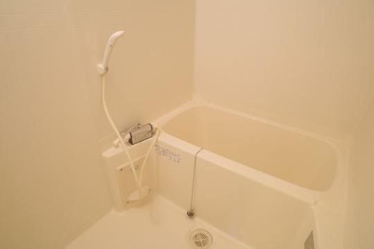 �y���̑��z�@�o�X�^�V�����[