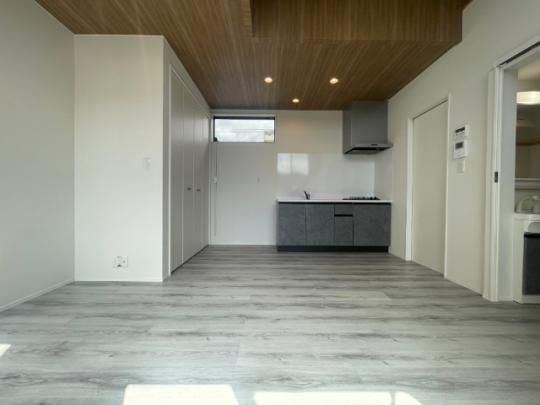 �y���̑��z�@���r���O